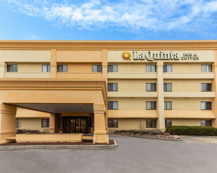 La Quinta Inn & Suites by Wyndham Chicago Gurnee
