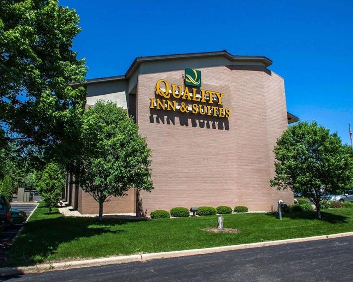 Quality Inn & Suites Peoria North