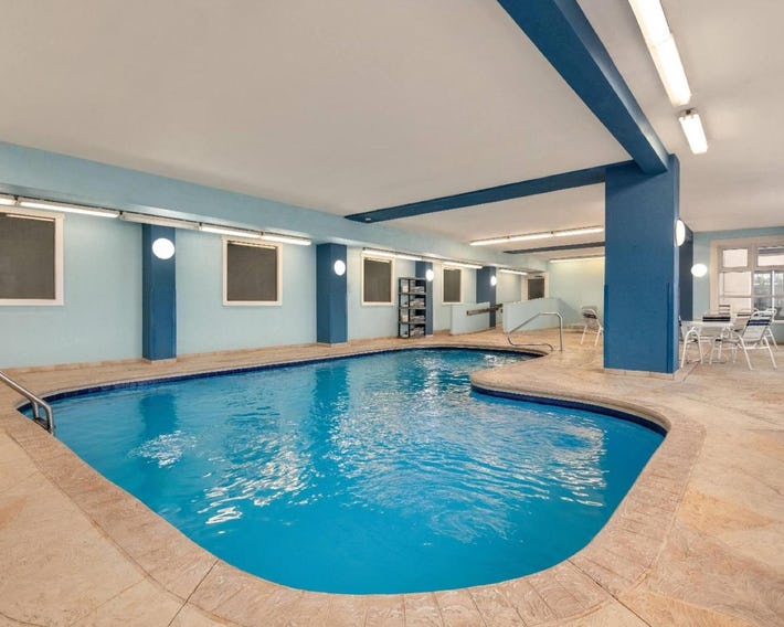 Baymont by Wyndham Rockford