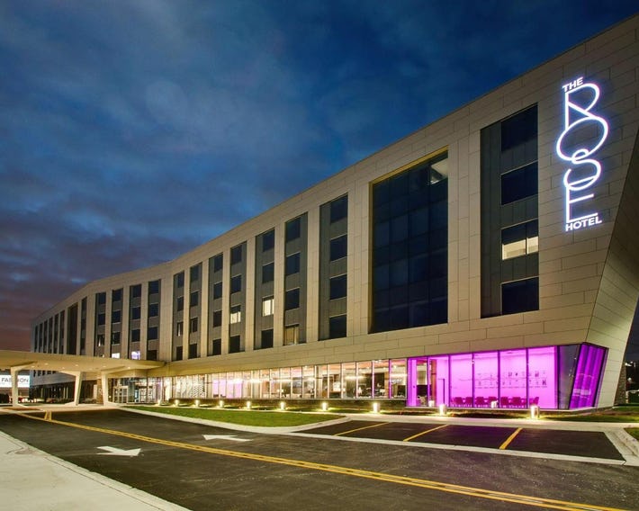 The Rose Hotel Chicago O'Hare, Tapestry Collection by Hilton