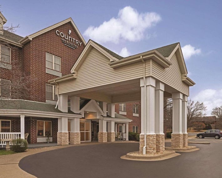 Country Inn & Suites by Radisson, Schaumburg, IL