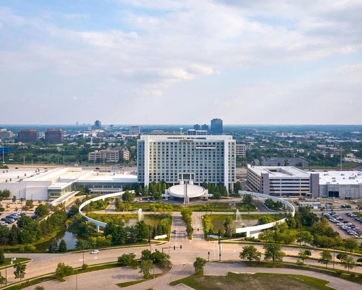 Renaissance Schaumburg Convention Center Hotel