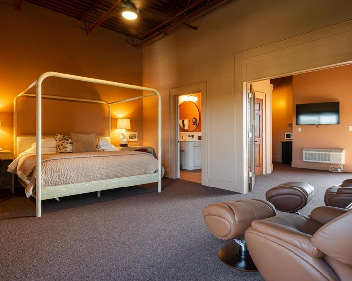 Hotel Broad Ripple