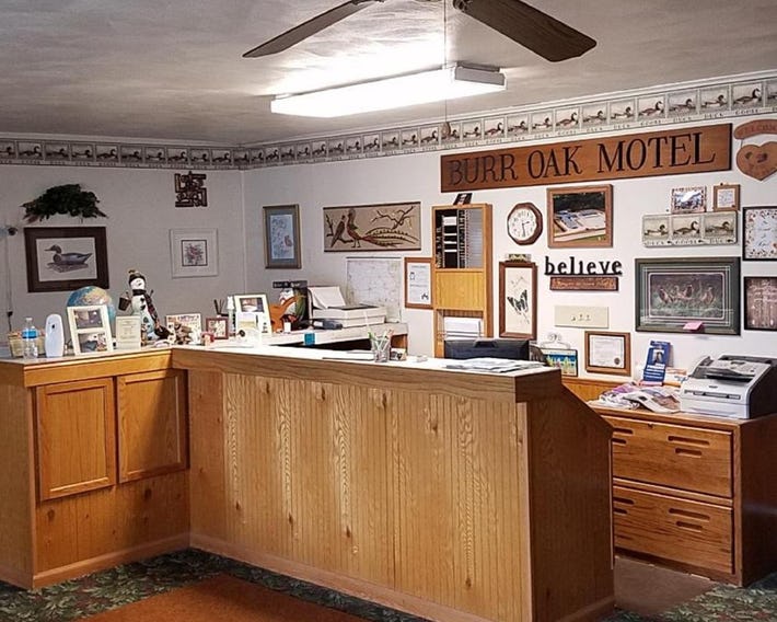Burr Oak Motel