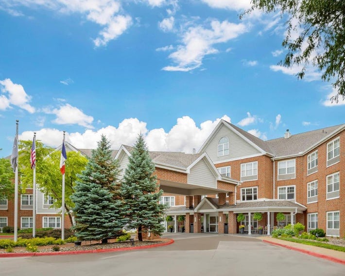 Country Inn & Suites by Radisson, Des Moines West, IA