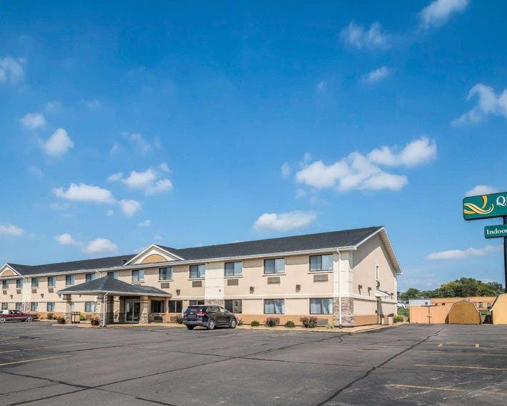 Quality Inn Coralville - Iowa River Landing