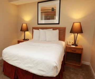 Sterling Hotel & Suites