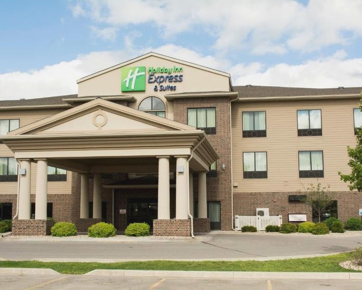 Holiday Inn Express & Suites - Mason City by IHG