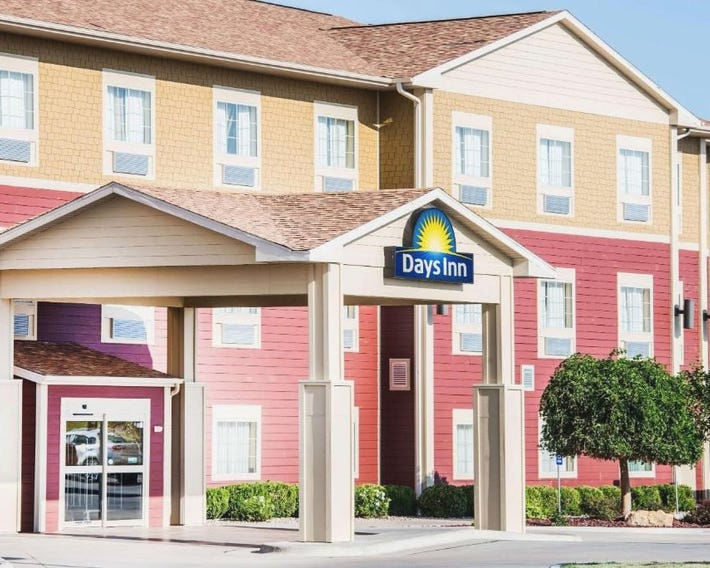 Days Inn by Wyndham Ellis