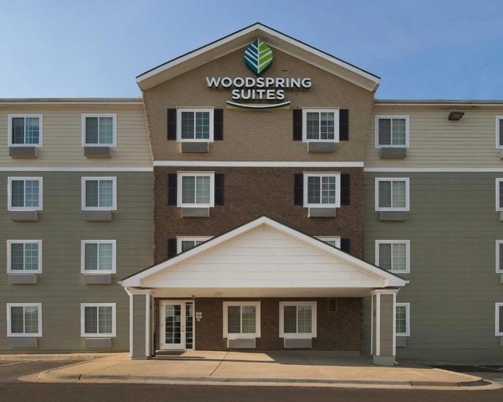 WoodSpring Suites Kansas City Mission
