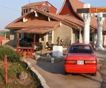 Free Breakfast Inn