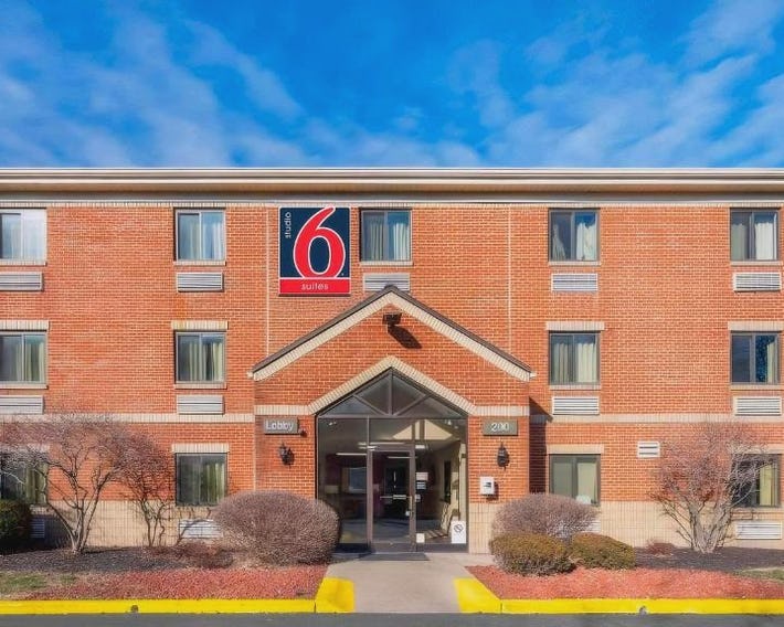 Studio 6 Extended Stay Florence KY - Meijer Dr Cincinnati