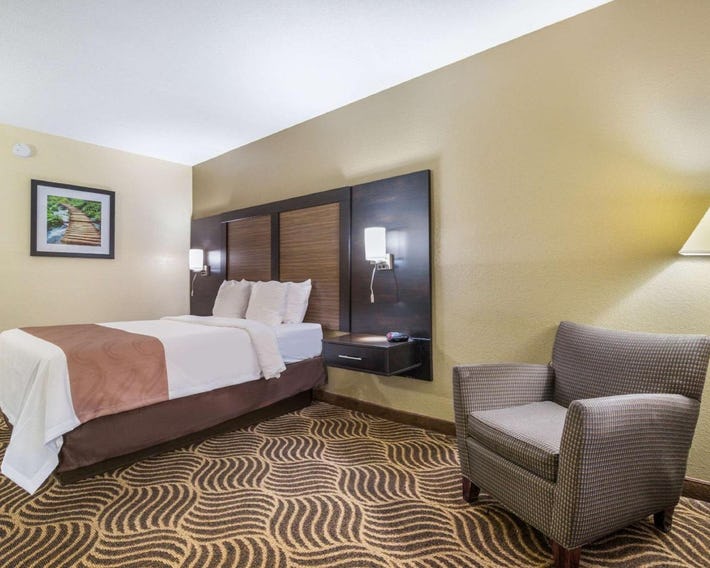 Quality Inn & Suites Florence - Cincinnati South