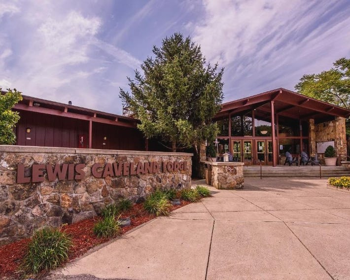 Carter Caves State Resort Park