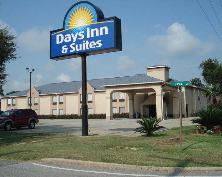 Days Inn & Suites by Wyndham Eunice