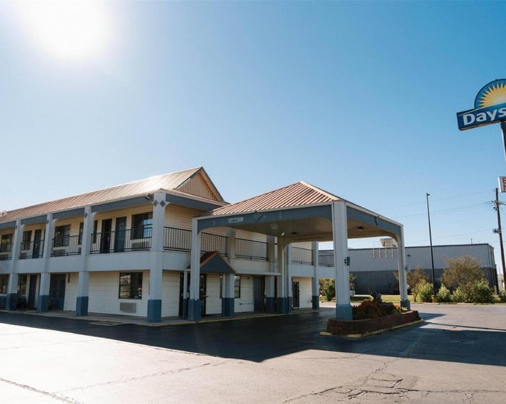 Days Inn by Wyndham Monroe, Louisiana