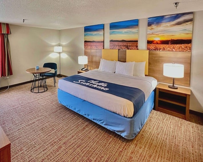 Days Inn by Wyndham Rayne