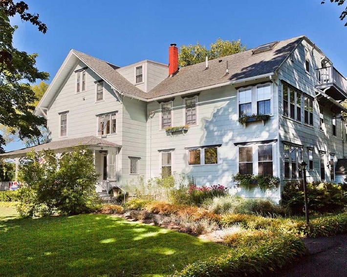 The Elmhurst Inn