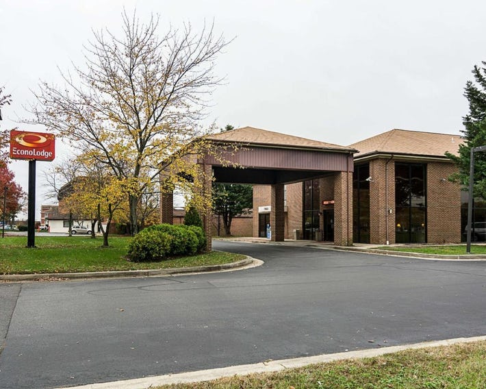 Econo Lodge Andrews AFB