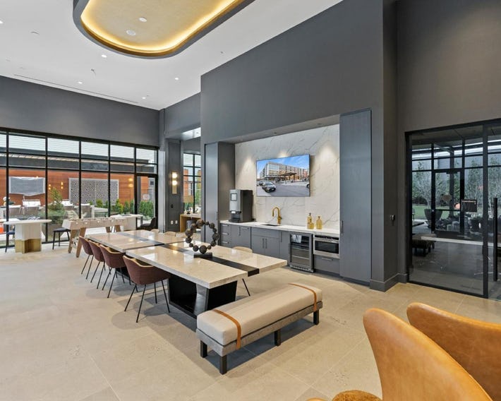 WhyHotel by Placemakr, Columbia