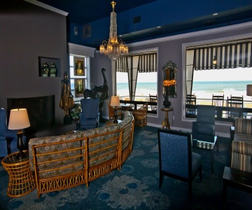 Phillips Beach Plaza Hotel