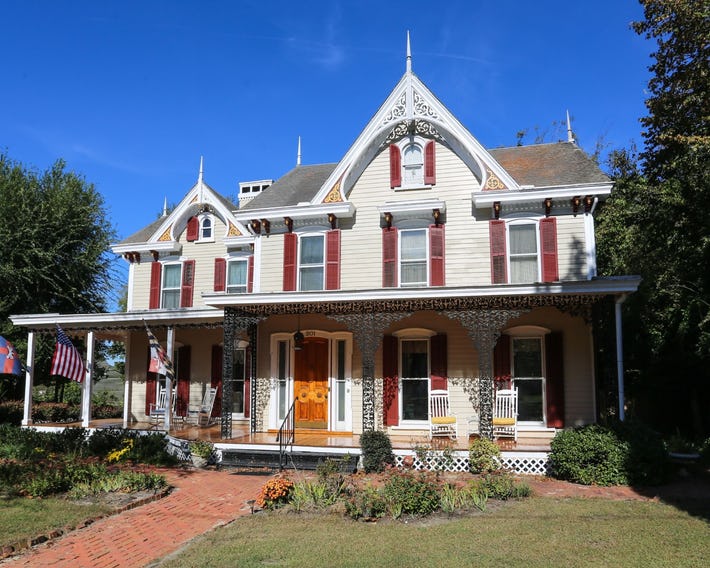 River House Inn Bed and Breakfast