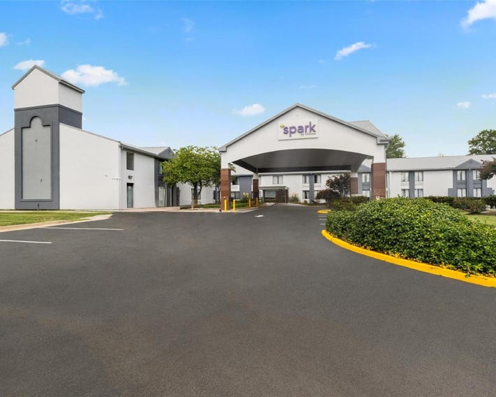 La Quinta Inn by Wyndham Waldorf