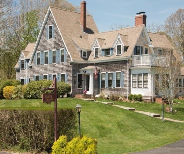 Ashley Manor