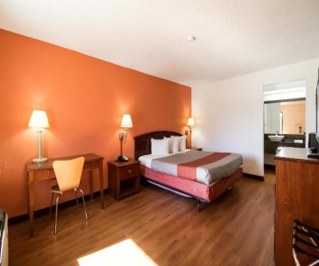 Motel 6 Holyoke MA