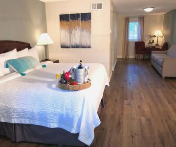 Hyannis Inn Motel