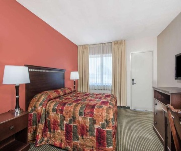 Travelodge Natick