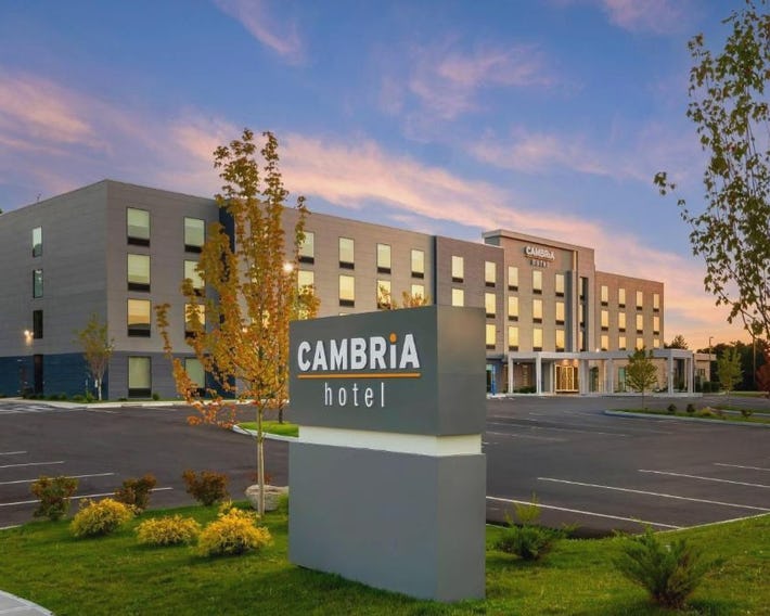 Cambria Hotel & Suites Plymouth