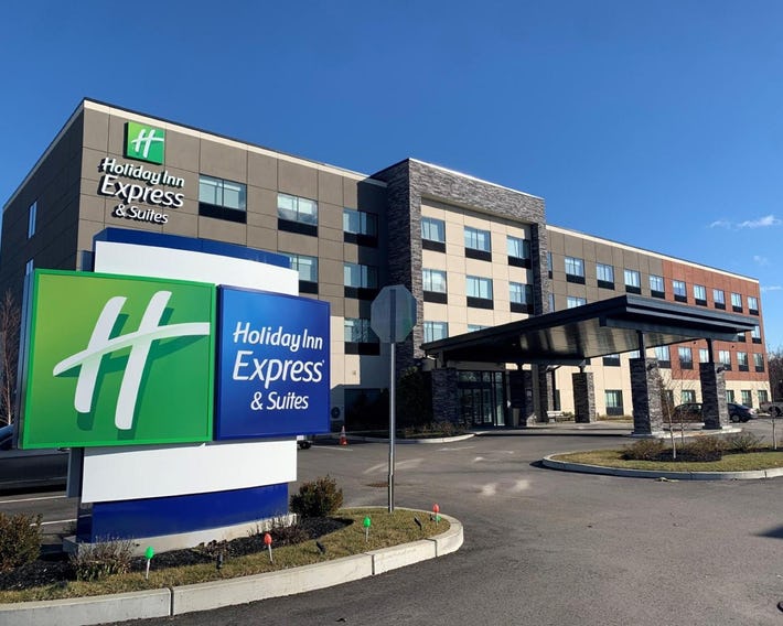 Holiday Inn Express & Suites - Boston South - Randolph by IHG