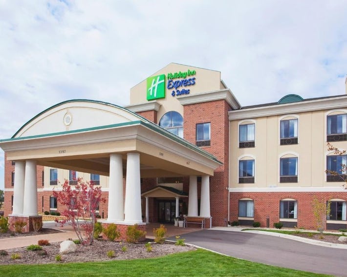 Holiday Inn Express Hotel & Suites Howell by IHG