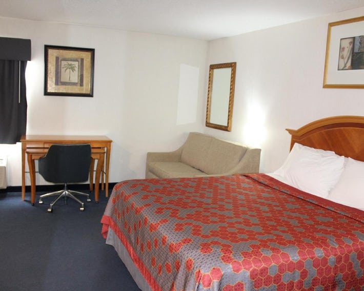 American Inn and Suites Ionia