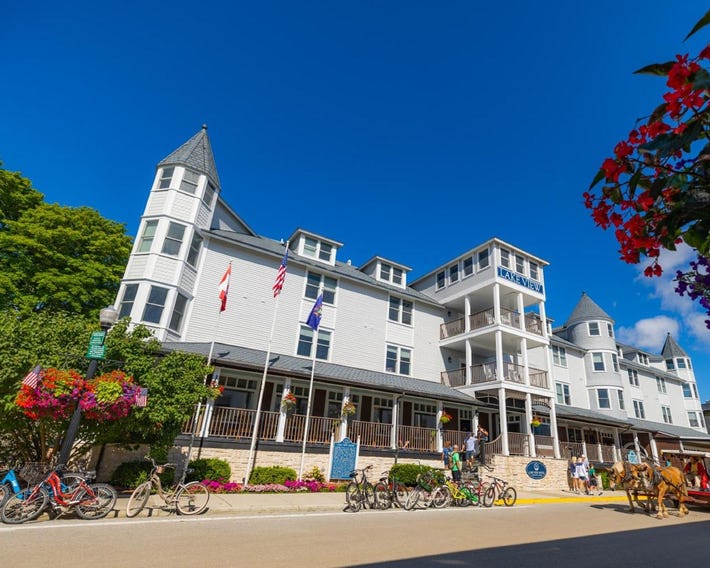 Lake View Hotel