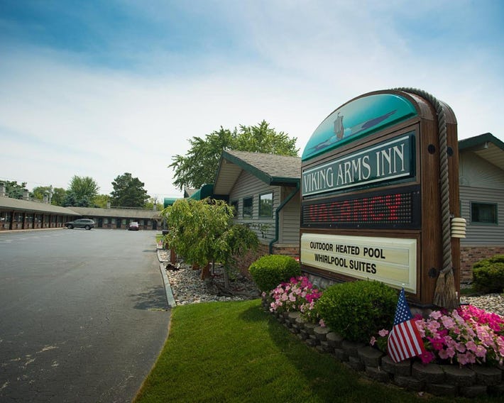 Viking Arms Inn - Ludington