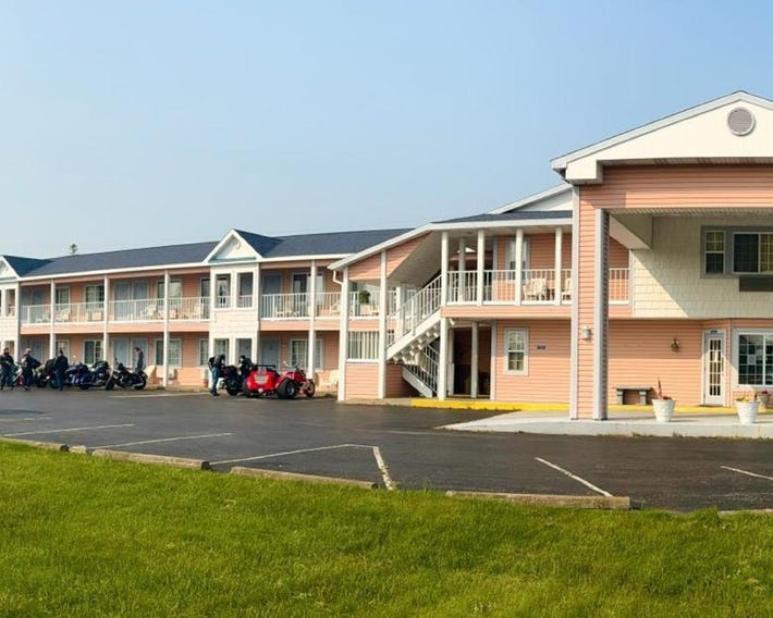 Great Lakes Inn Mackinaw City