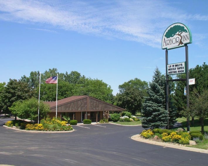Arbor Inn of Historic Marshall