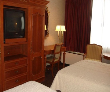 A Victory Inn & Suites - Muskegon
