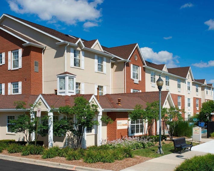 Sonesta Simply Suites Detroit Novi