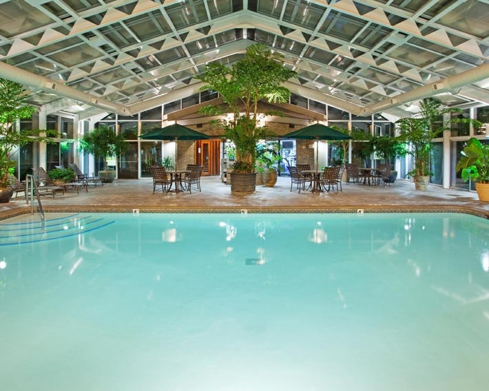 Best Western Okemos/East Lansing Hotel & Suites