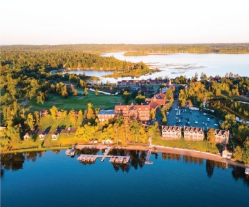 Madden's on Gull Lake