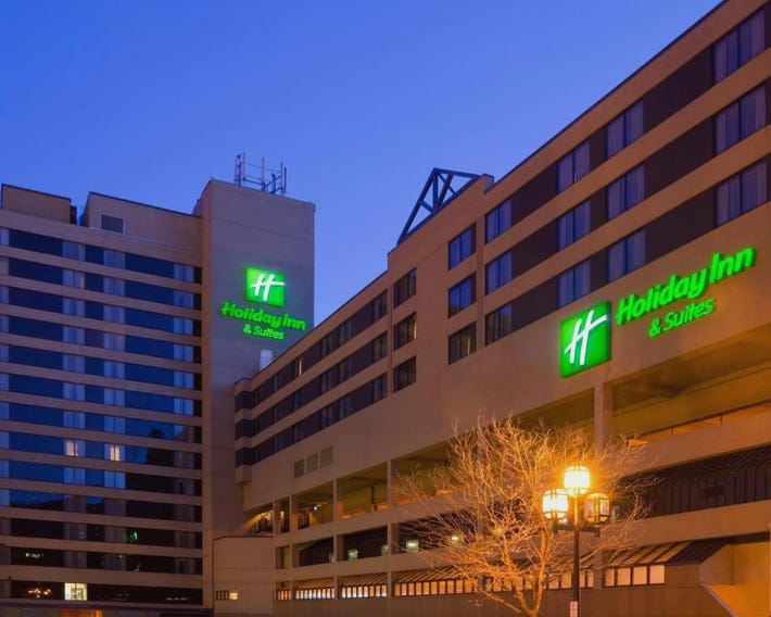 Holiday Inn & Suites Duluth-Downtown by IHG