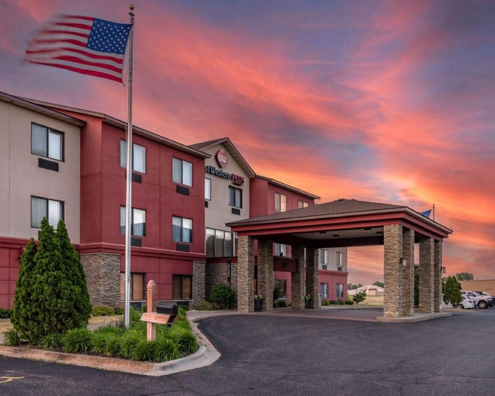 Best Western Plus Chelsea Hotel