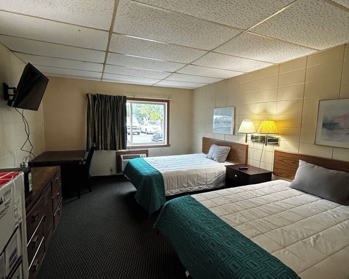 Grand Inn Moorhead