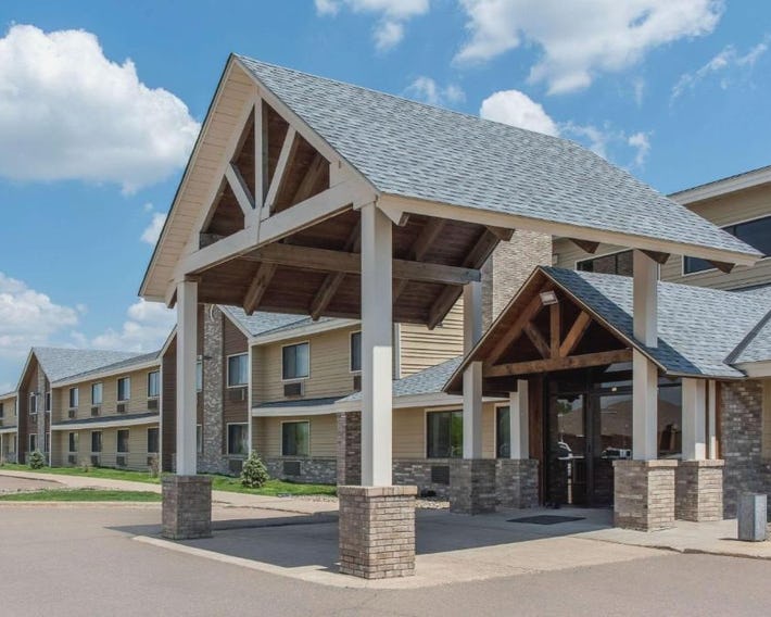 New Prague Inn & Suites, New Prauge