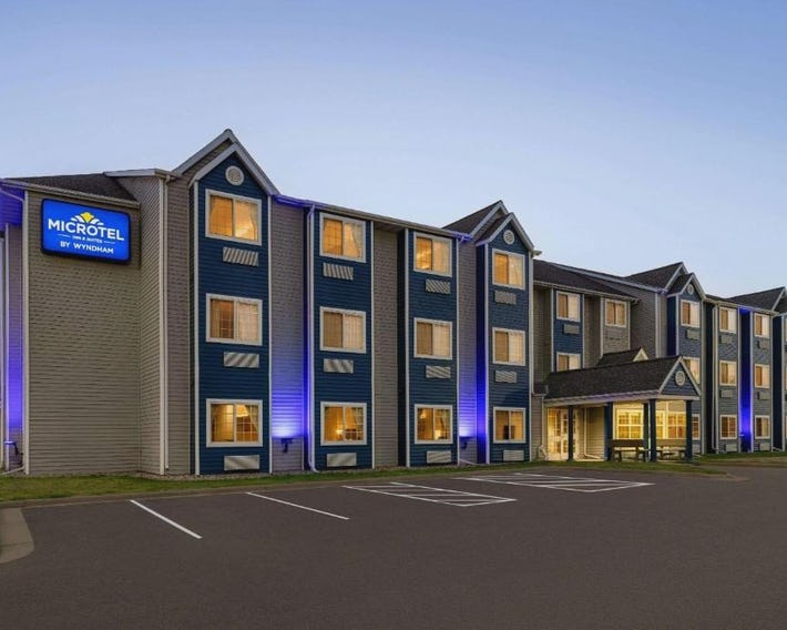 Microtel Inn & Suites by Wyndham New Ulm