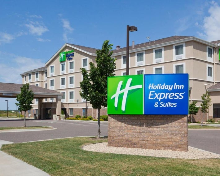 Holiday Inn Express Hotel & Suites Roger