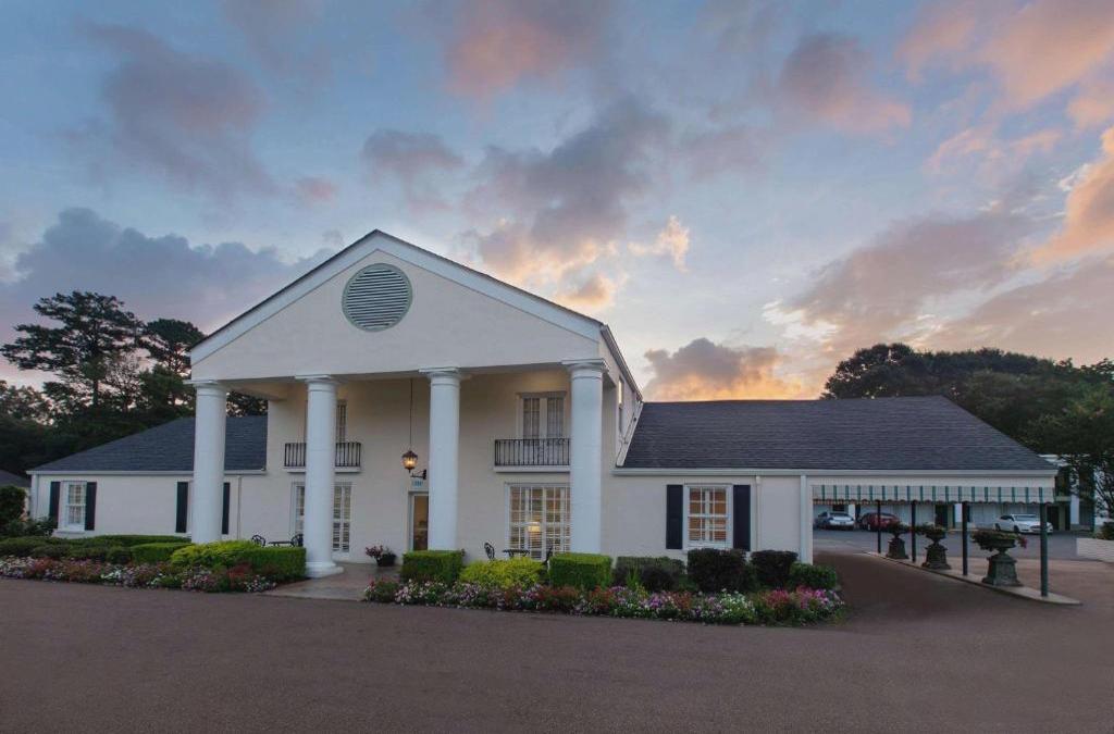 Days Inn by Wyndham Natchez